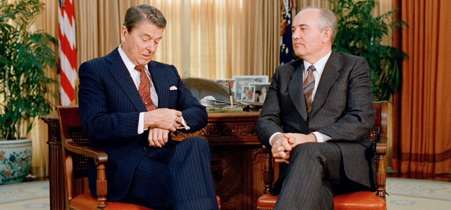 Reagan and Gorbachev meet