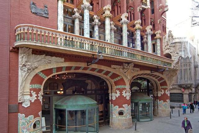 Millet y Montull fuera del Palau