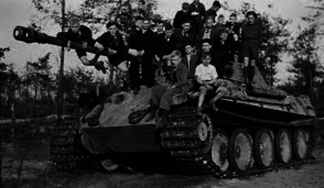 Imago van techniek in de oorlog.