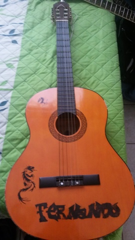 Primera guitarra