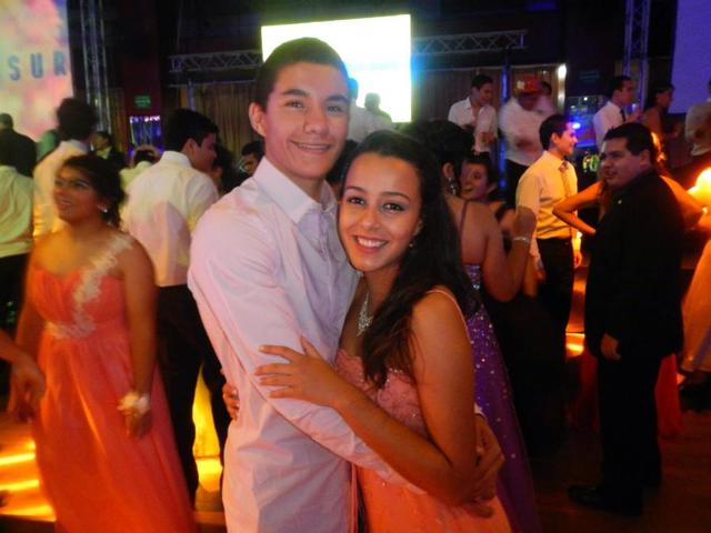 Me hice novio de Ximena Tobar.