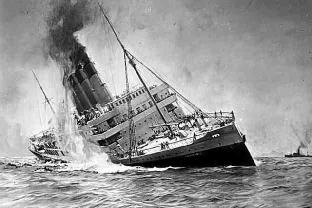 Lusitania sinks
