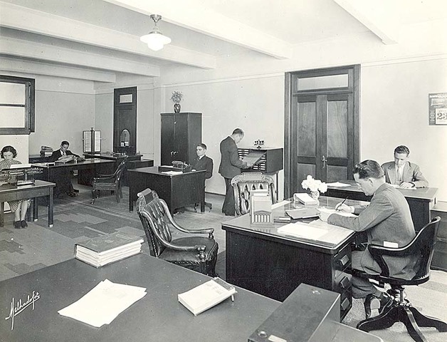 UNIVERSIDAD DE CORRESPONDENCIA