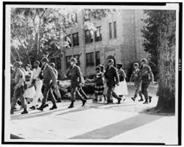 Little Rock Nine first go to the white school