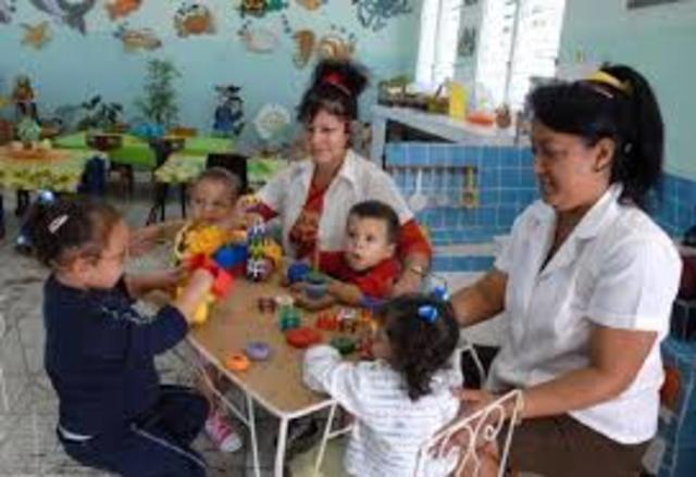 EDUCACION A DISTANCIA EN VICTORIA