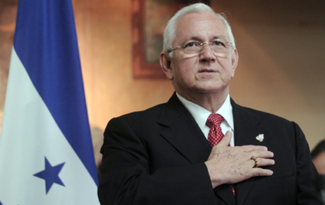 Fraude apoyado por Hugo Chavez