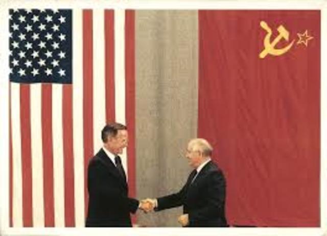 George Bush and Mikhal Gorbachev