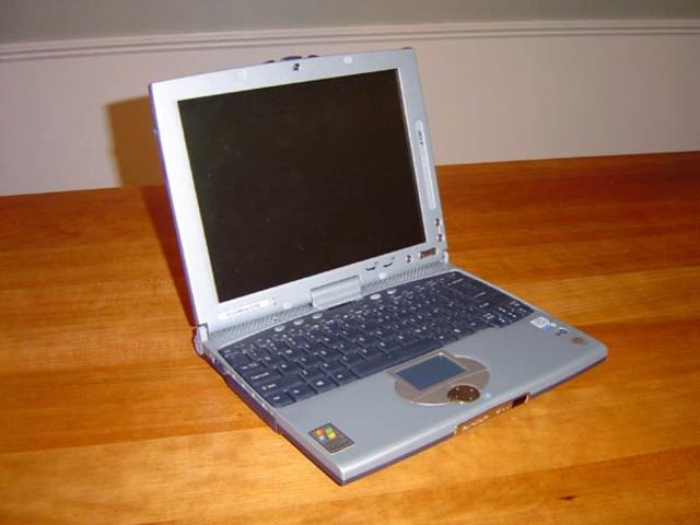 DECIMA LAPTOP