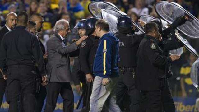 invade D'onofrio la cancha