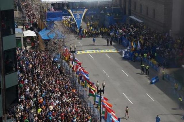 Boston Marathon begins