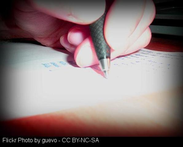 Comeza a escribir con 15 anos