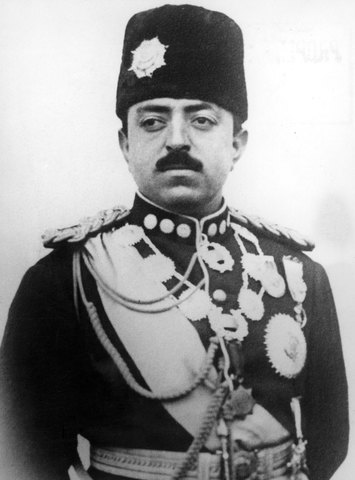 Emir Amanullah Khan declares independence from British Influence