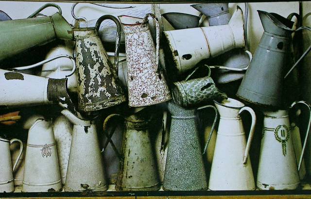 Arman, Accumulation des brocs,