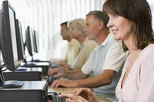 Educación a distancia en adultos