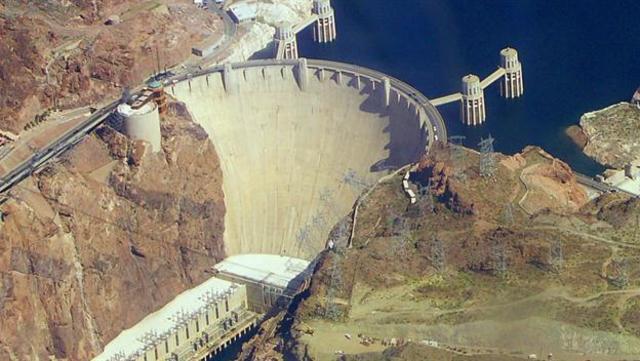 Building of Hoover Dam