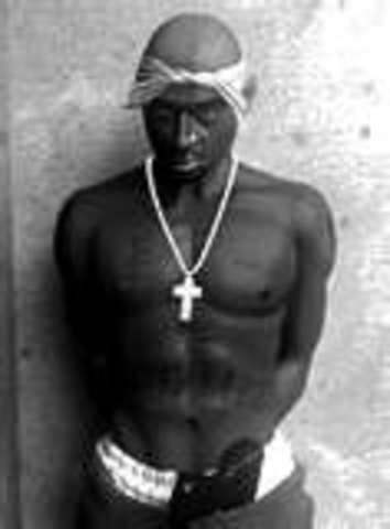 Tupac is shot