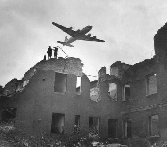 Berlin Blockade Start