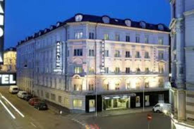 At a Hotel in Edmont