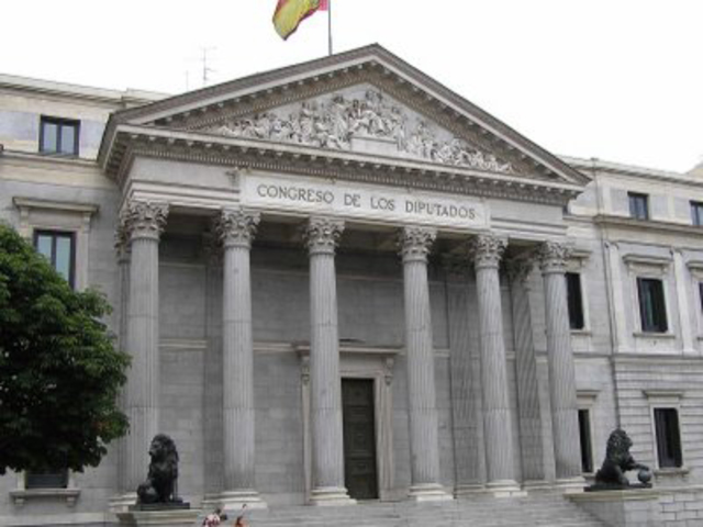 EL SISTEMA POLÍTICO ESPAÑOL