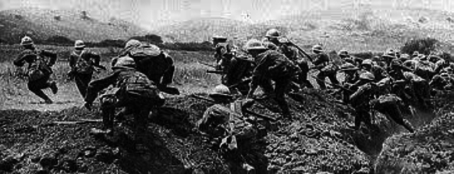 Allied forces land on Gallipol.