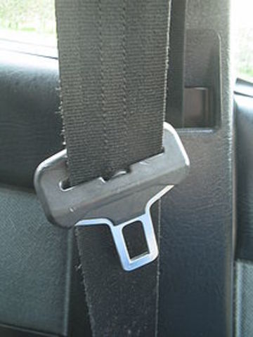 The first seatbelt for a motocar created