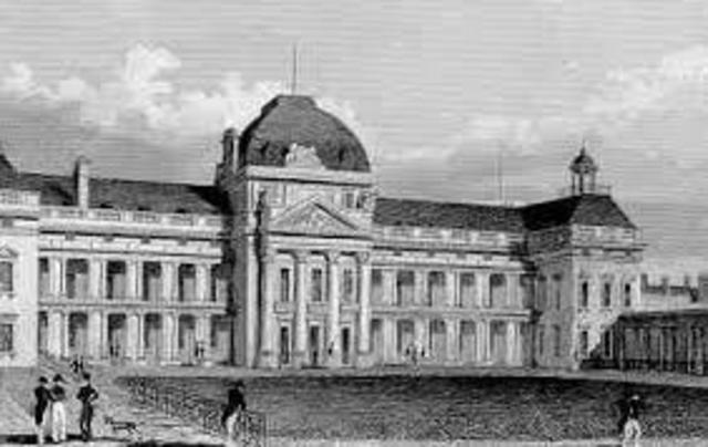 fue admitido en la École Royale