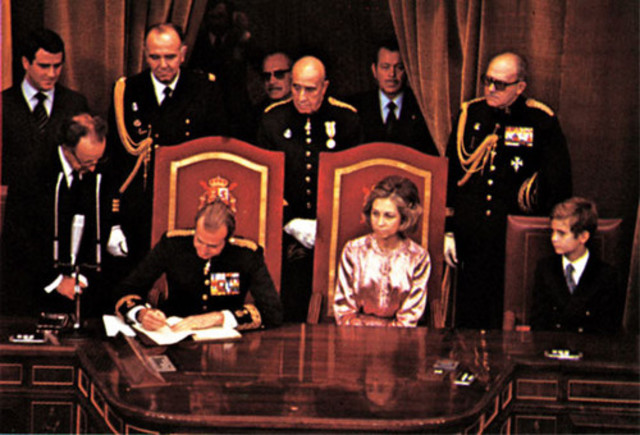 La constitución es ratificada