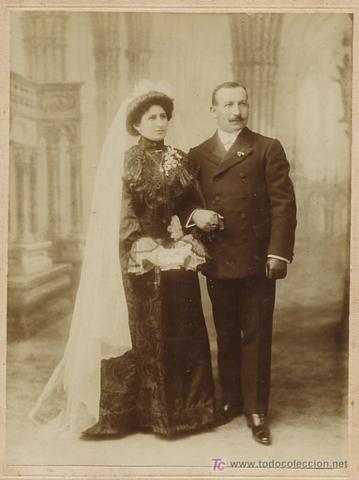 Se casa con Deborah Read