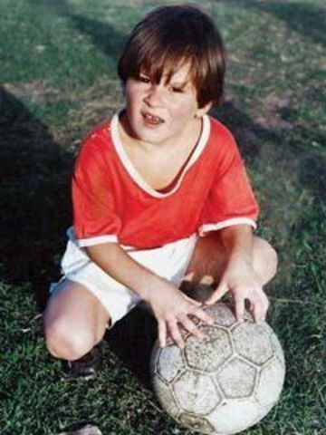 INFANCIA DE MESSI