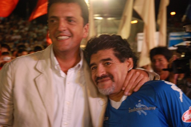 Massa y Maradona inauguran las colonias de verano