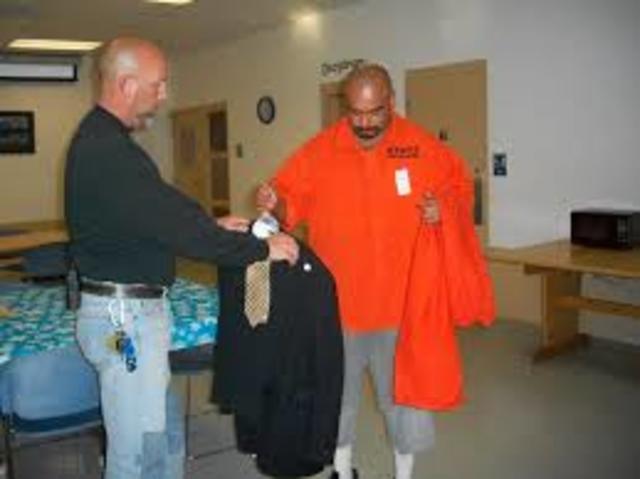 Big Bro Gets Out of the Slammer