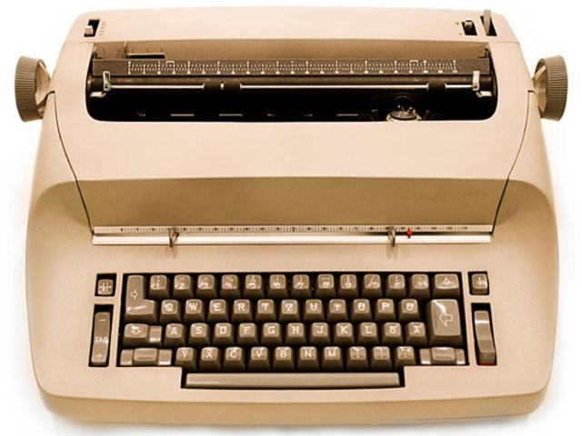 Electric typewriter