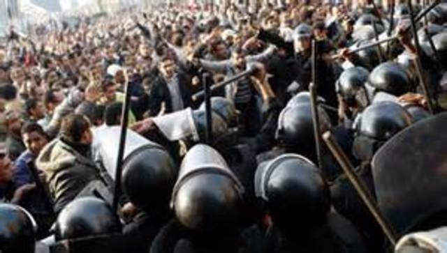 'God is wirh us" Protest in Sryia