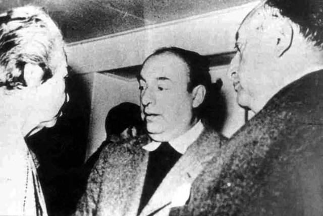 Pablo Neruda y Miguel Angel Asturias