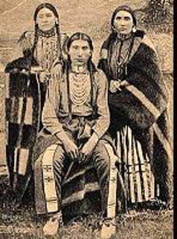 Elijah stays with Niska for the summer