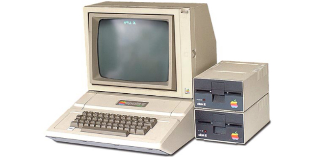 Primera microcomputadora