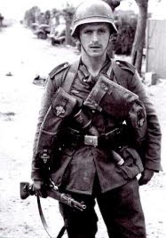 Restablecimiento del servicio militar obligatorio