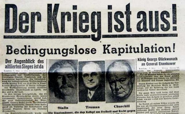 Tyskland kapitulerer.