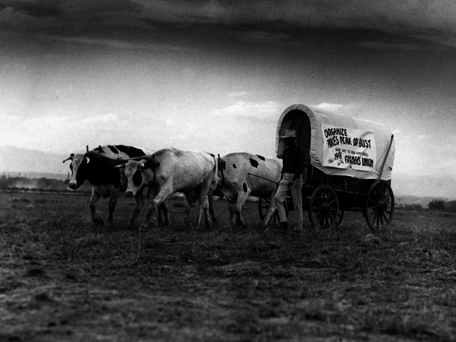 Begin the Pike's Peak Gold Rush