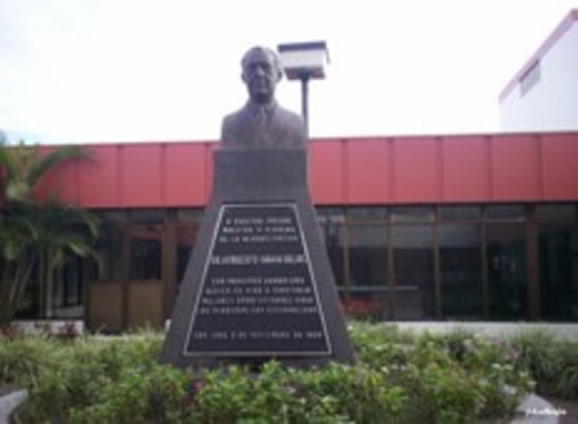 Se funda PANARE y el Hogar de Rehabilitación de Santa Ana.