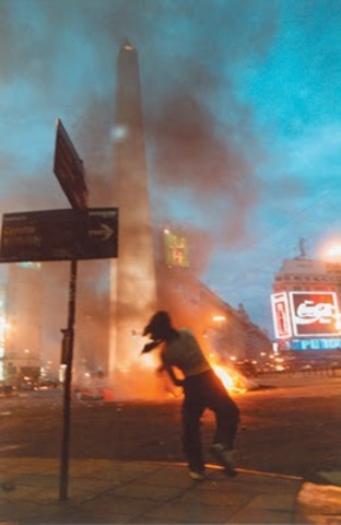 CRISIS INSTITUCIONAL