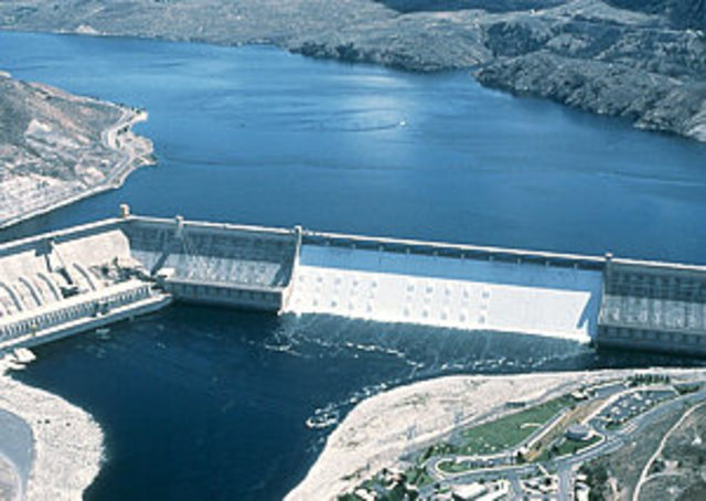 Grand Coulee Dam