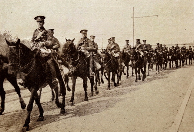 The British Expeditionary Force arrives at Mons