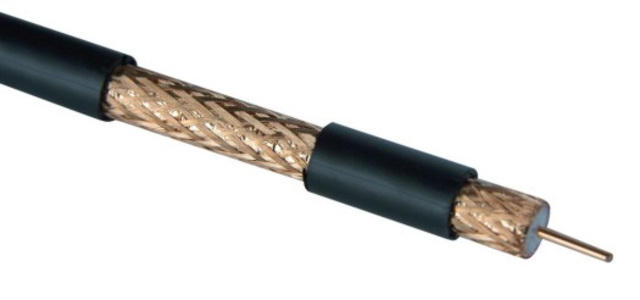 Se construyen los primeros cables coaxiales y multipar para propósitos decomunicación