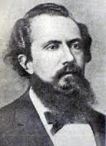 Nicolás Avellaneda.