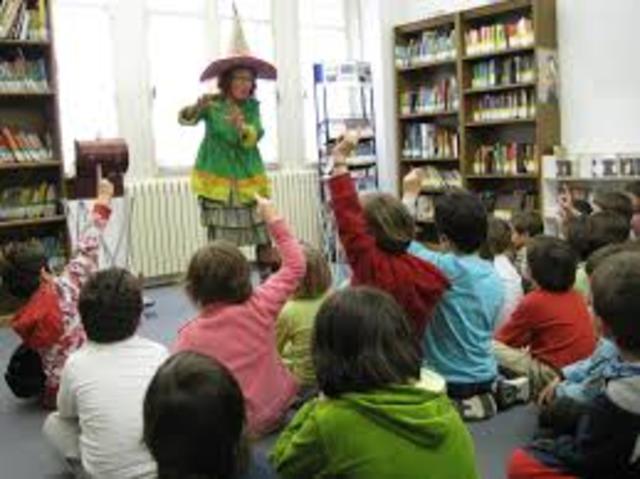 Movimiento hacia dentro del aula: visita de cuentacuentos