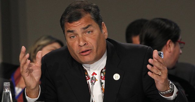 ECUADOR - CORREA REVELA QUE ECUADOR RECIBIÓ ATAQUES CIBERNÉTICOS DESDE COLOMBIA