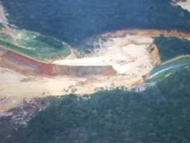 Primeiro desmoronamento