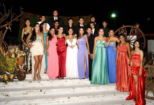 mi grupo de compañeros en mi recepcion