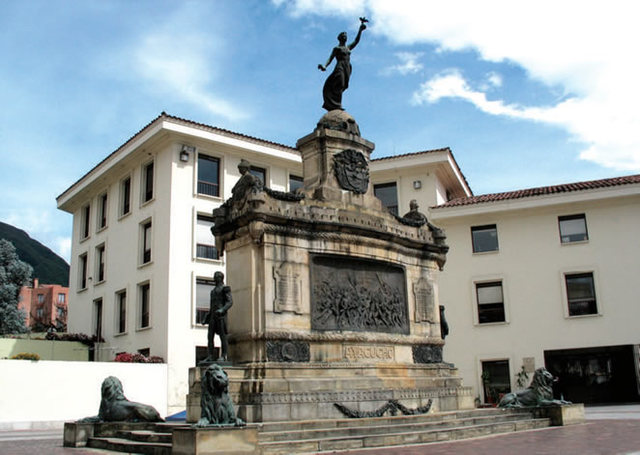 Plaza de Ayacucho